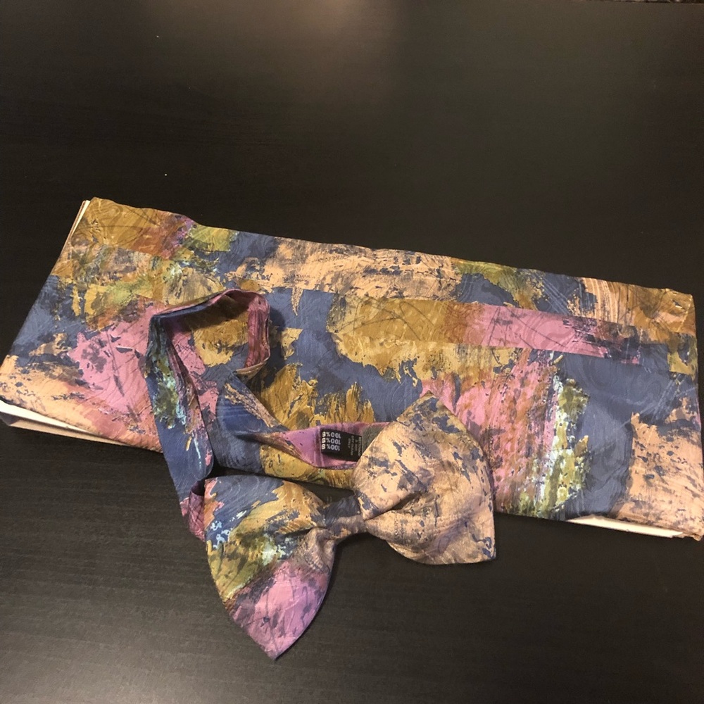 Dion Maga Cummerbund and Bow Tie Set 49